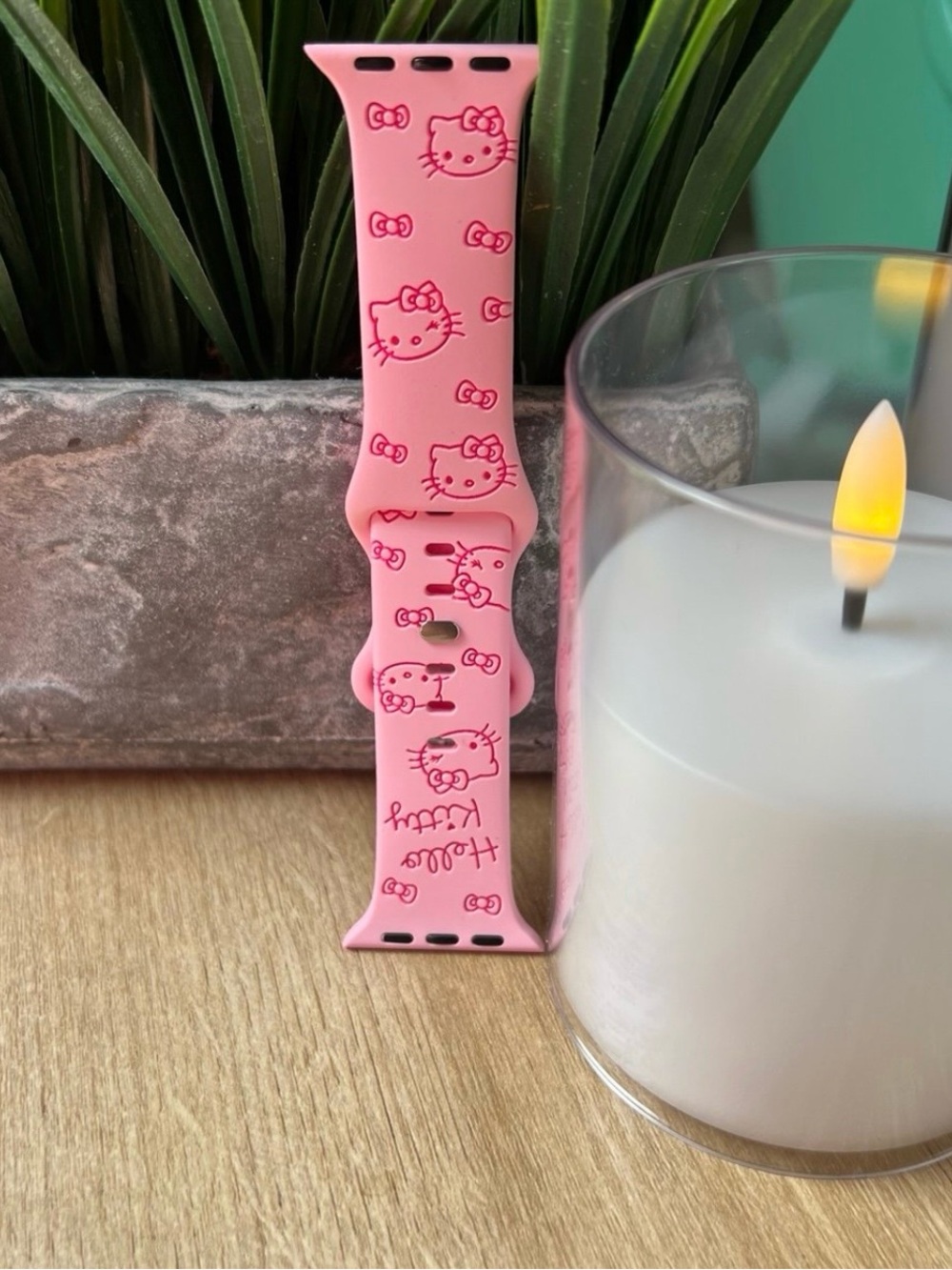 Pink Hello Kitty Smart Watch BAND, Compatible with Apple S10/9/8/7/6, ~NEW~ - Picture 3 of 7